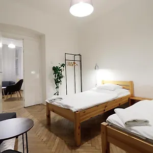 Teytz Praag