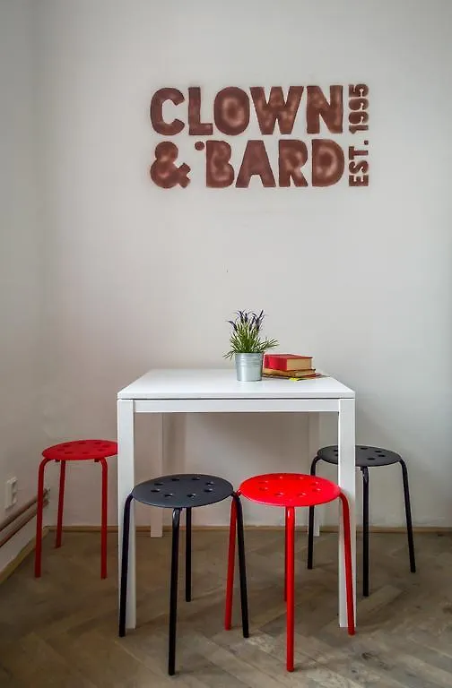 Clown And Bard Hostel Prága