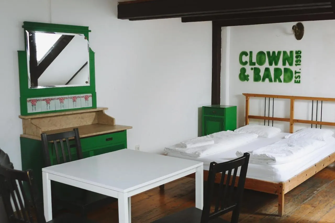 Clown And Bard Hostel Praga