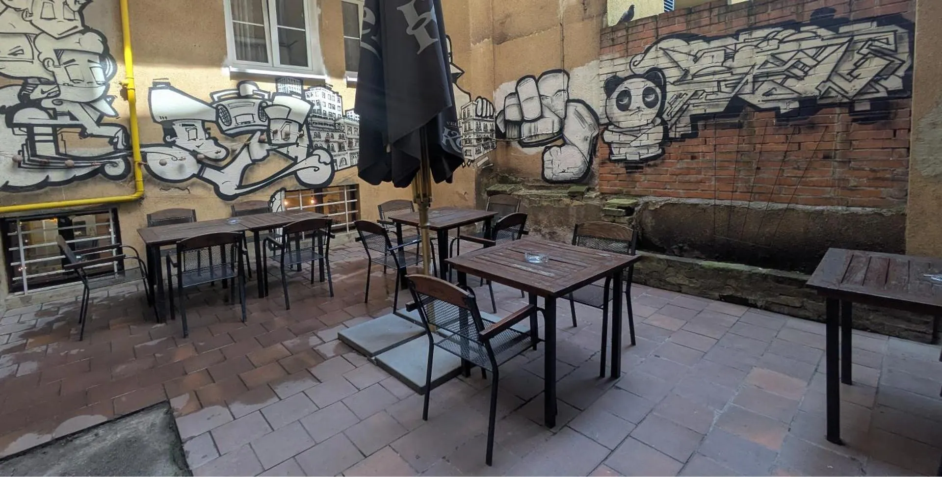 Clown And Bard Hostel Praga